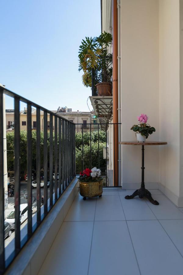 Ai Bastioni Del Massimo Bed & Breakfast Palermo Dış mekan fotoğraf
