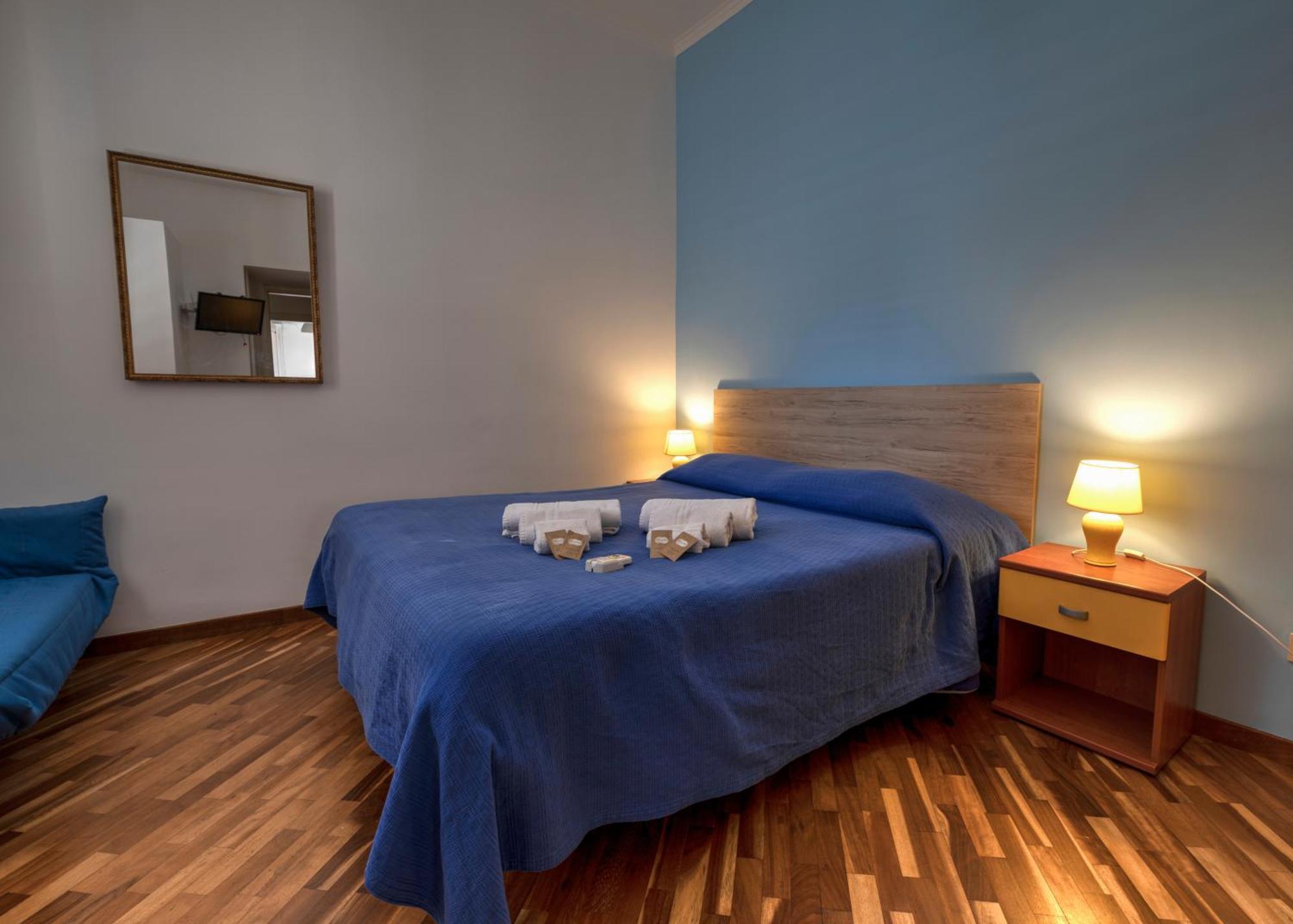 Ai Bastioni Del Massimo Bed & Breakfast Palermo Oda fotoğraf