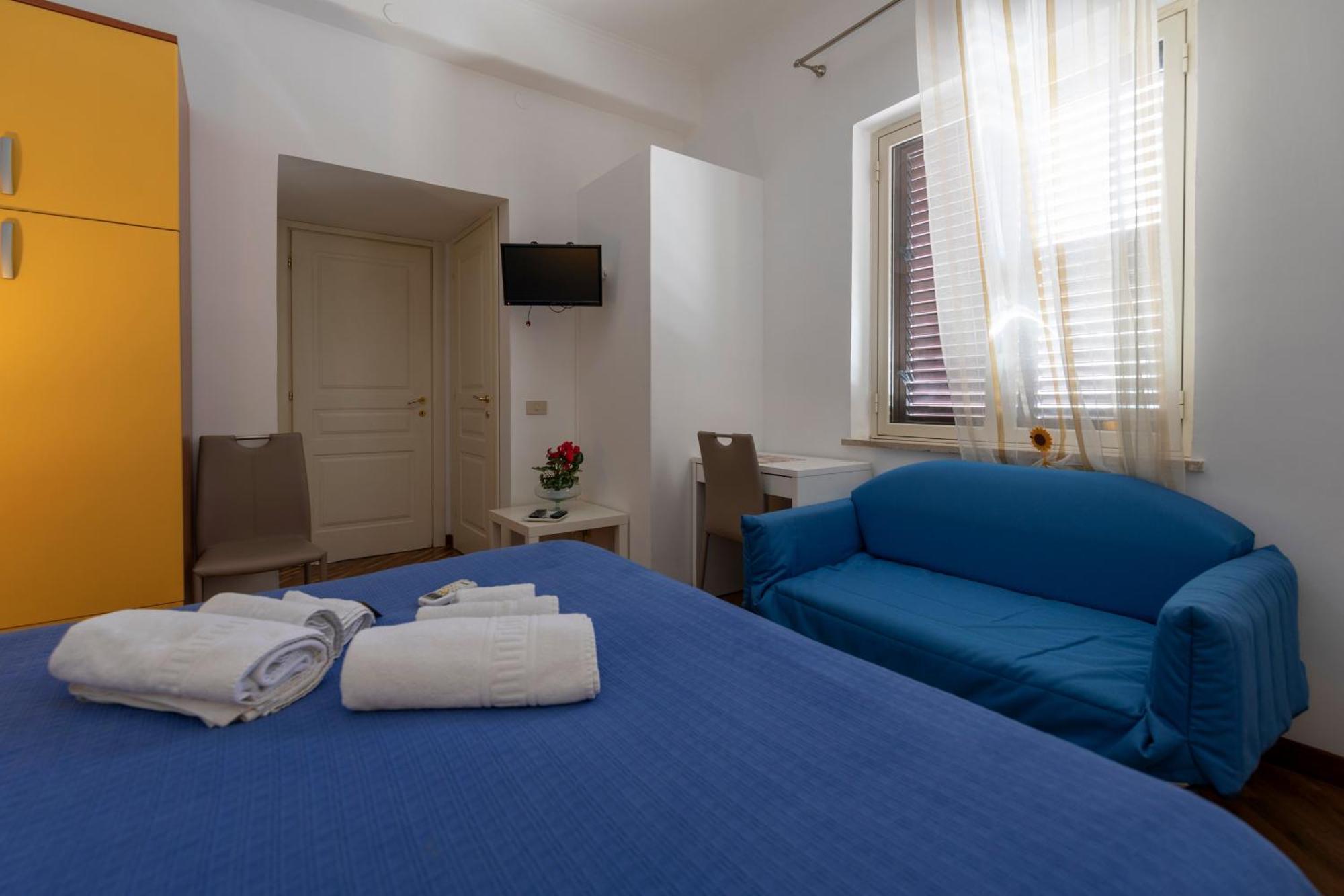 Ai Bastioni Del Massimo Bed & Breakfast Palermo Oda fotoğraf